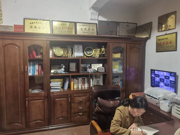 吉庆皮蛋,实心干心皮蛋,皮蛋批发,松花蛋厂家